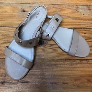 Lands’ End Beige Tan Grommet Sandal, EUC, 9.5